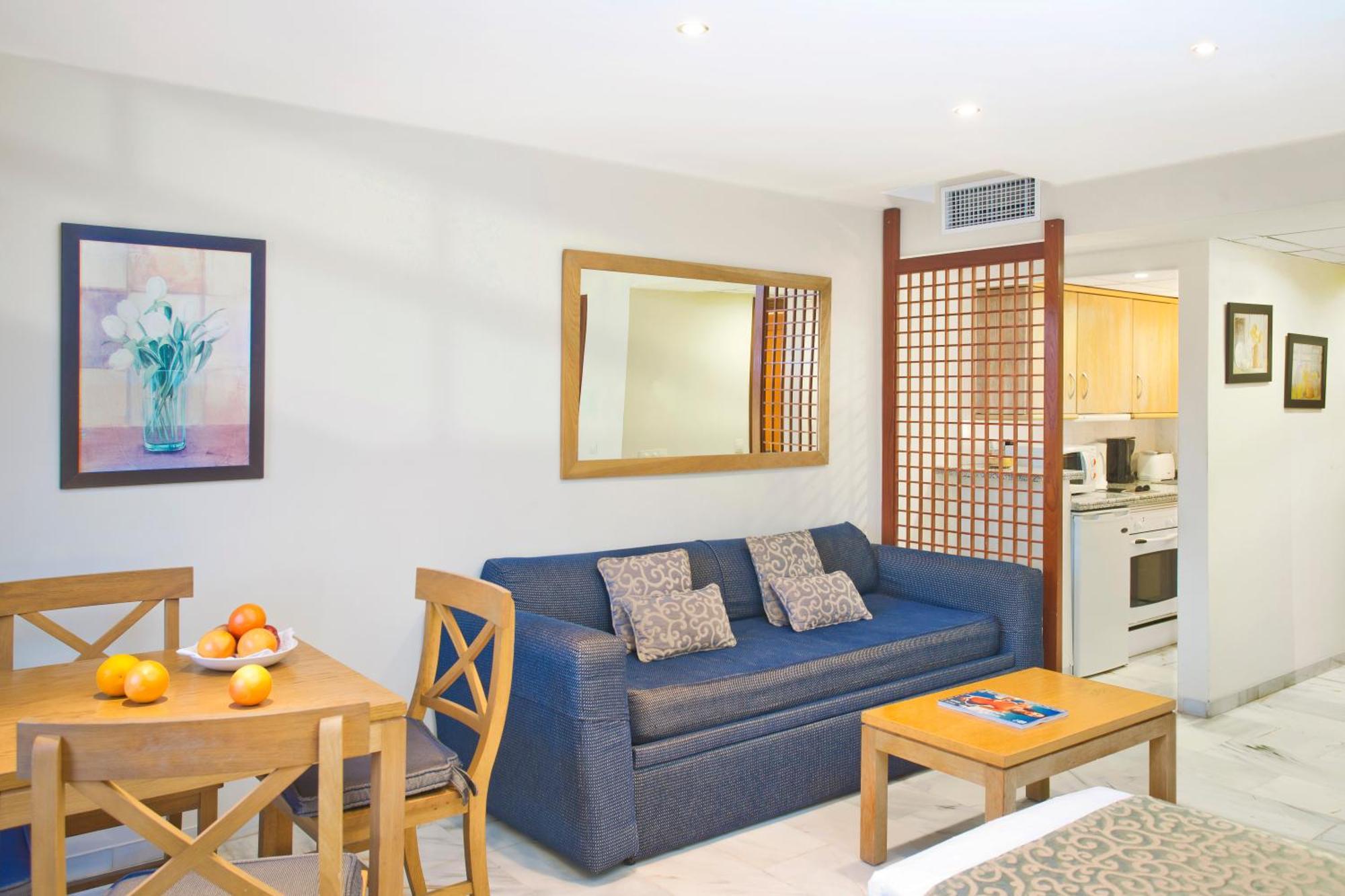 Sunset Beach Club Hotel Apartments Benalmadena Room photo